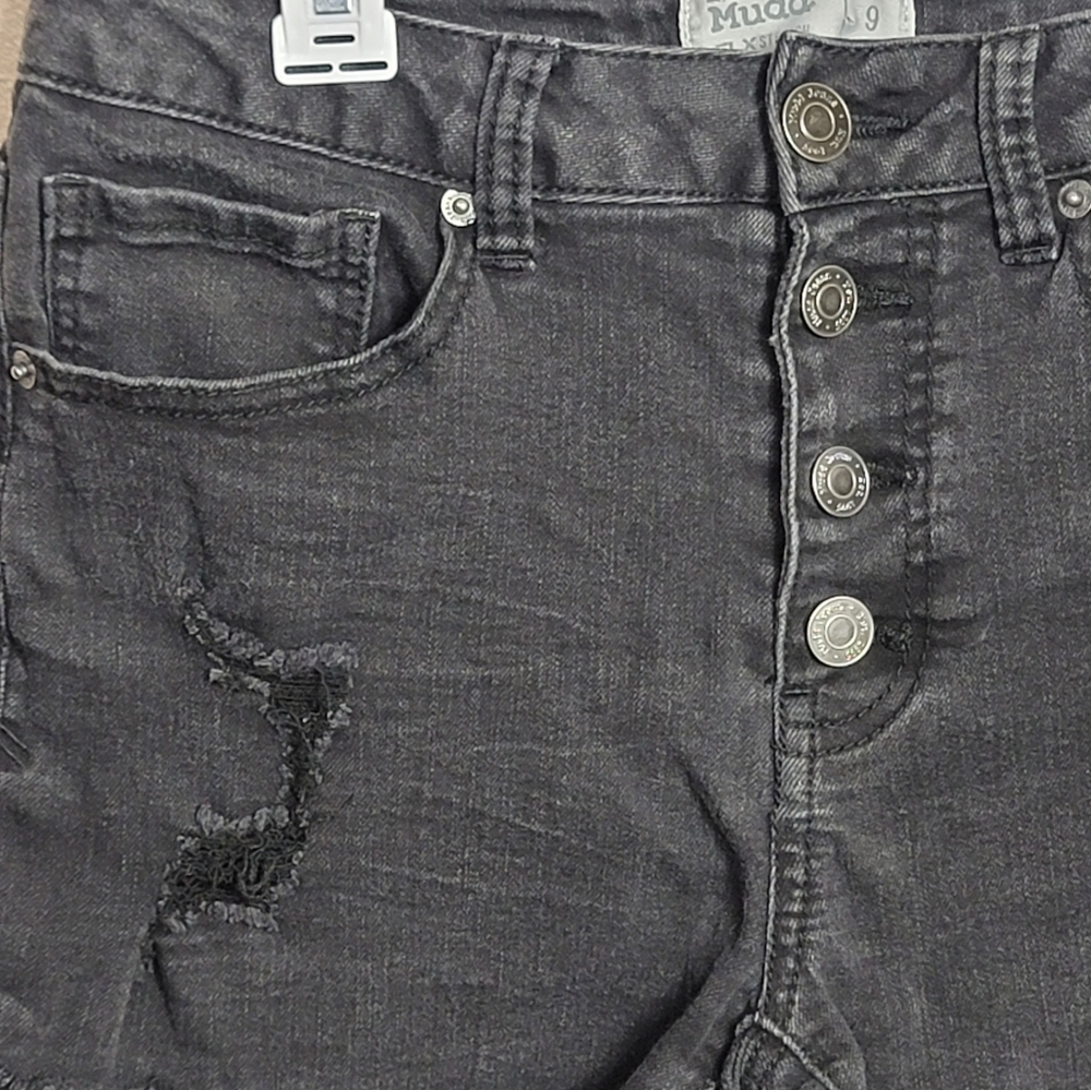 Mudd Mom Shorts black Size 9 Cutoff Distressed High Rise Shortie Jean Raw Hem - Picture 7 of 9